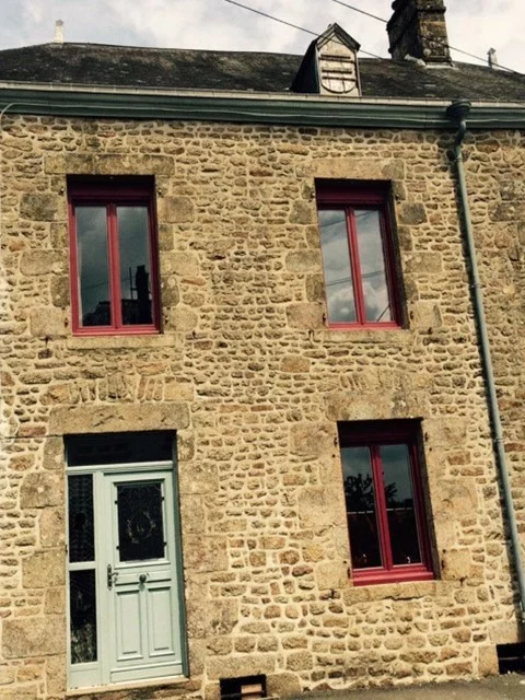 artisan menuisier ernee