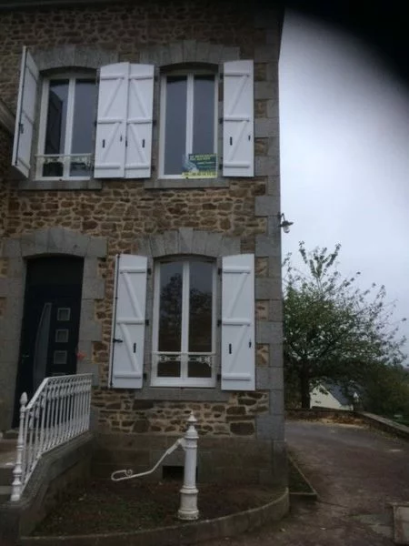 artisan menuisier saint pierre la cour
