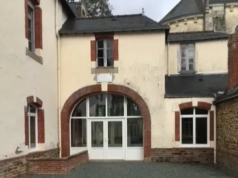 pose volet roulant saint denis de gastines